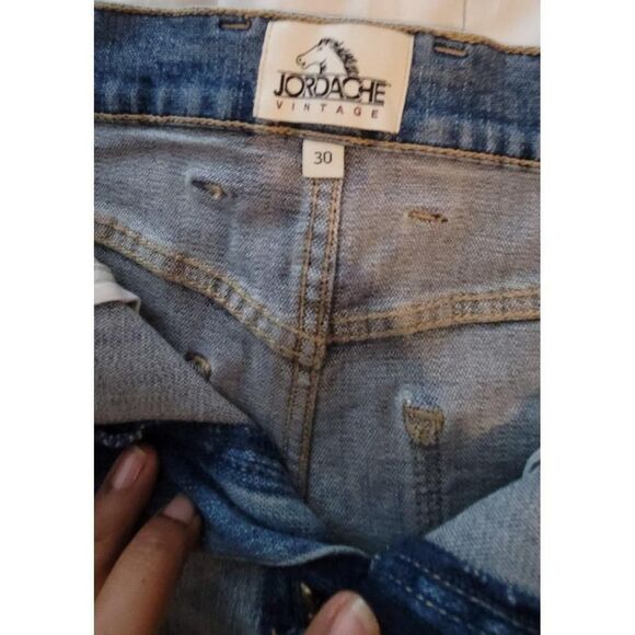 shorts - Picture 3 of 6